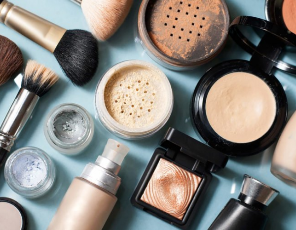 Personal Care & Cosmetics List Passover 2021 Title Image